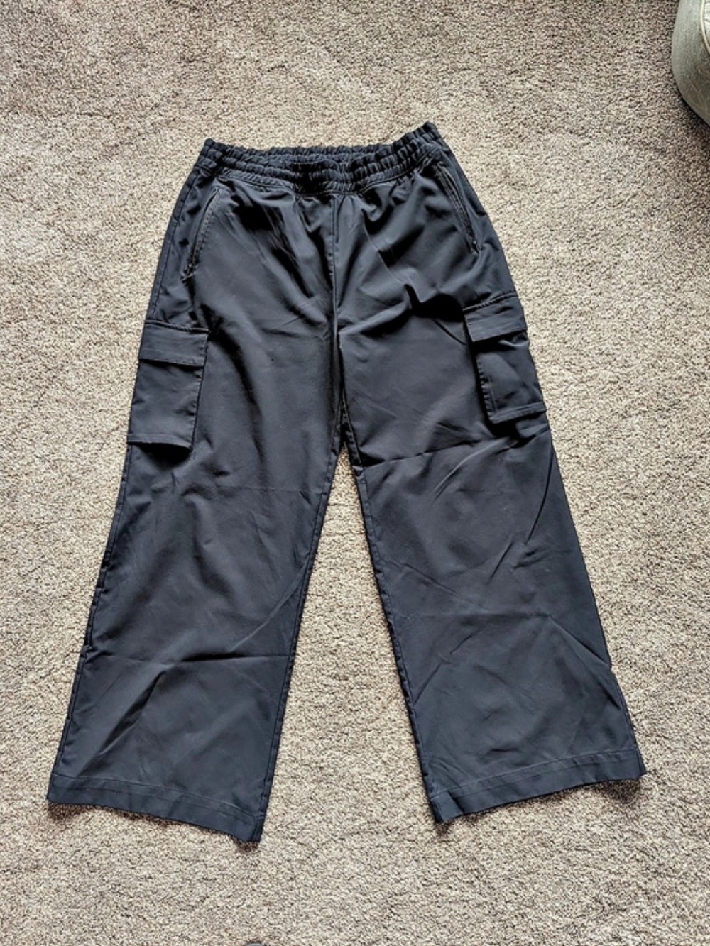 Beyond Yoga Jogger Wide Leg Cargo Pants in Black Size XL